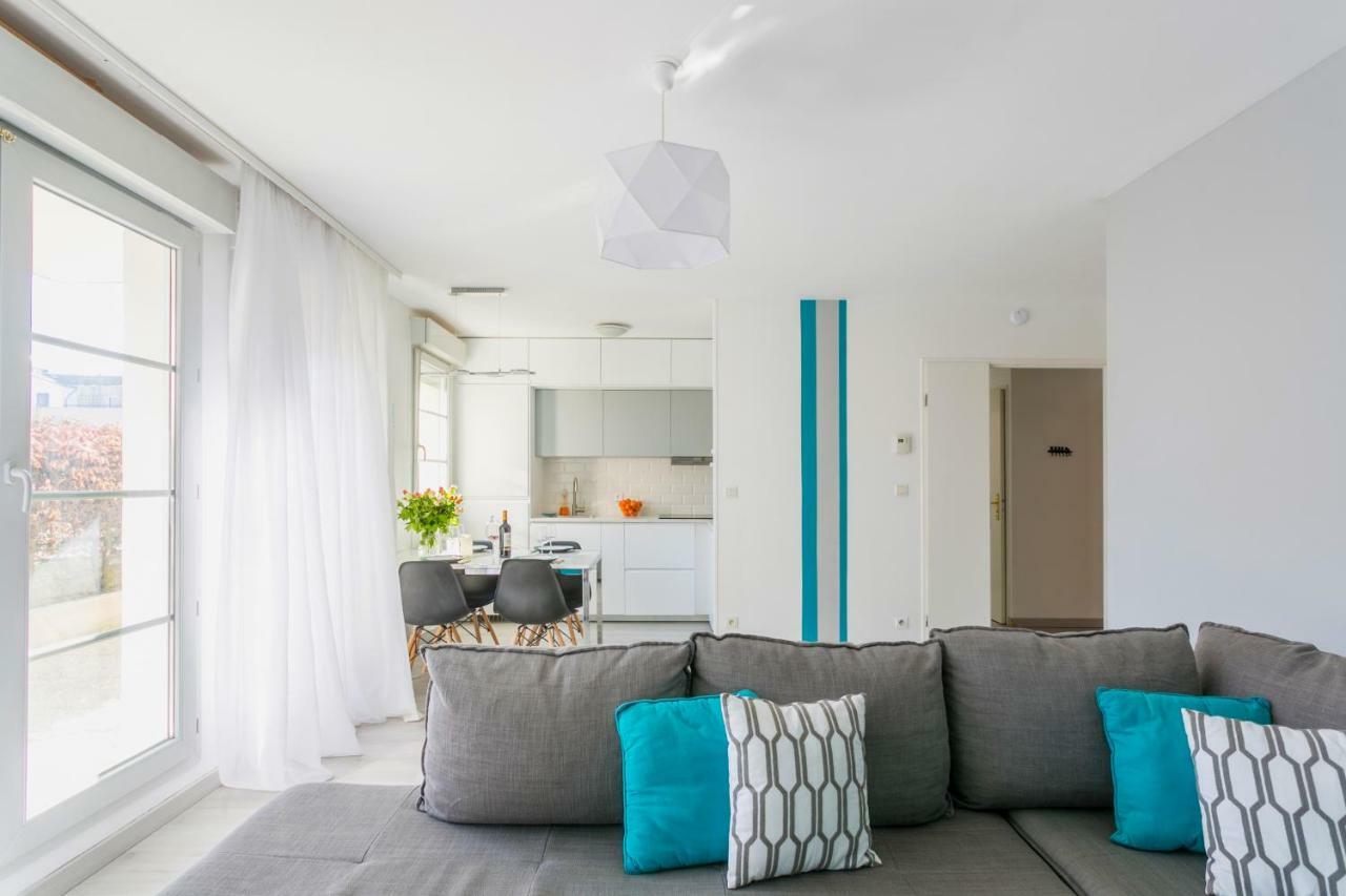 Dream Park Apartment Монтеврен Екстериор снимка